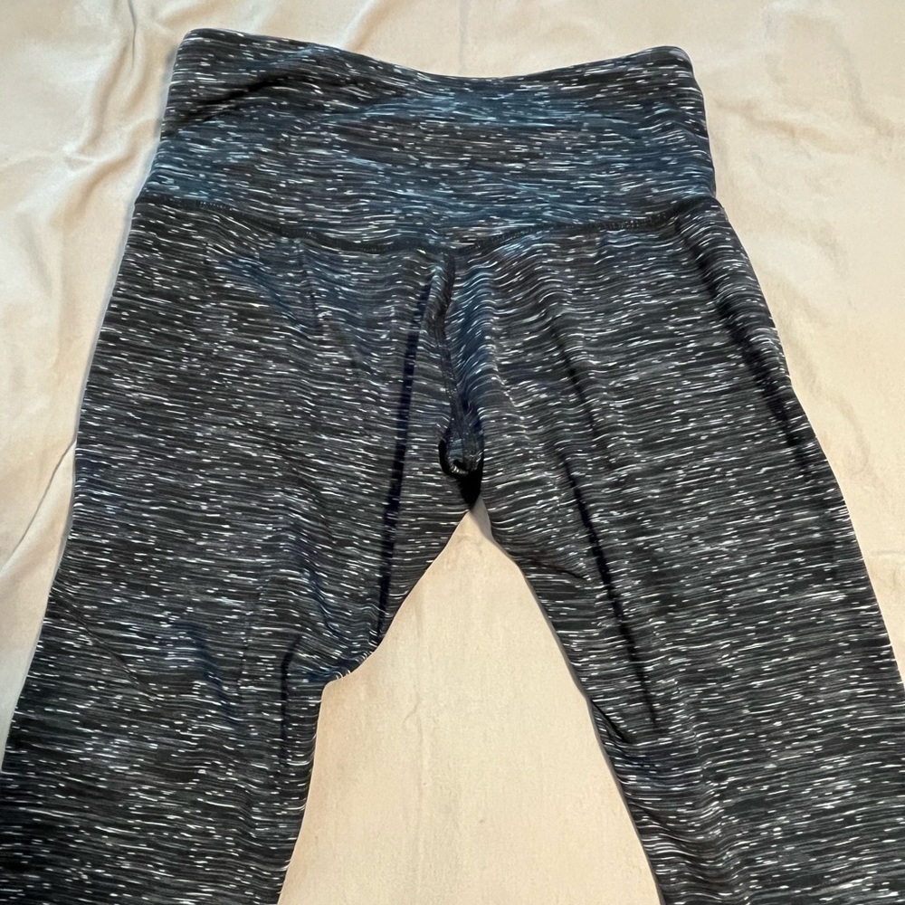 Absolutely Fit Women’s size large leggings - Picture 2 of 7